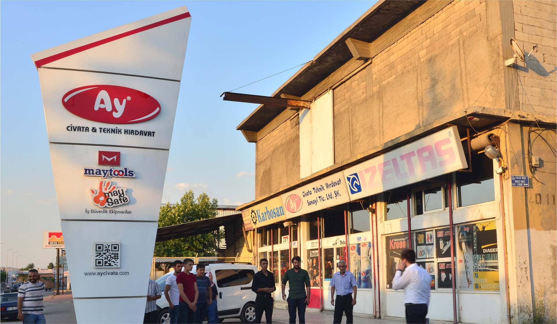 Ay Civata / Totem Tabela Çalışması