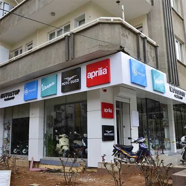 Motostop / Işıklı Dış Cephe Tabela Çalışması